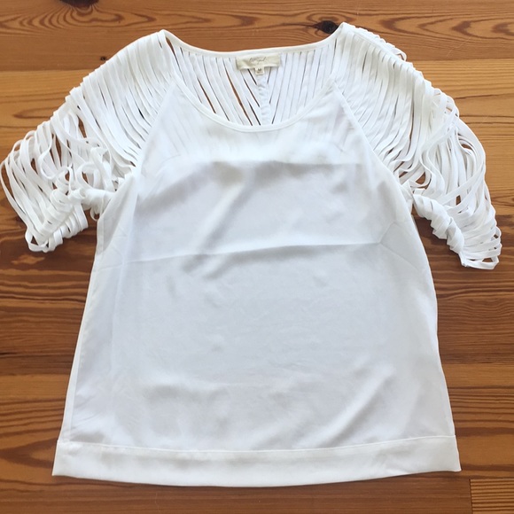 Tops - Gorgeous White Cutout Blouse